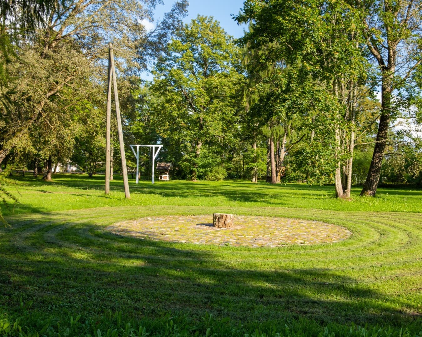 Ugunskura vieta Jaunjērcēnu parkā